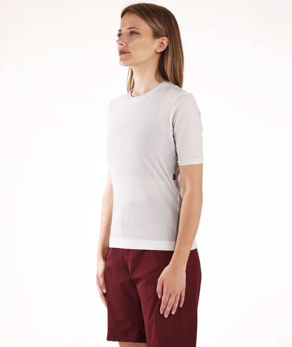 STONE DELTA - WOMEN'S TECH T-SHIRT
